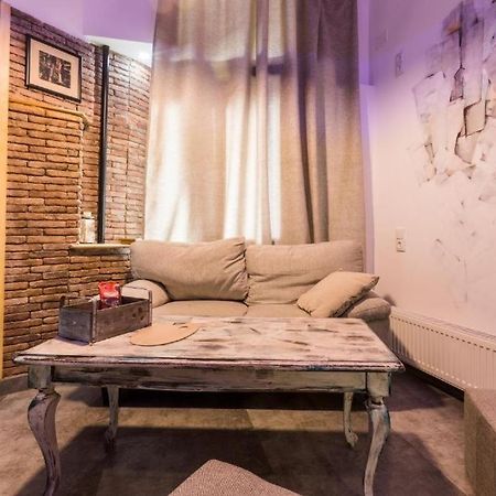 Appartement Aquarium à Tbilissi Extérieur photo